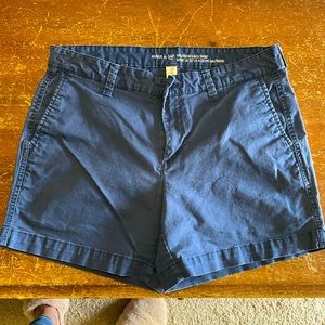 Gap shorts